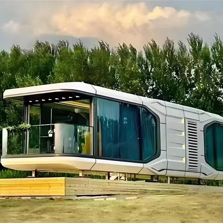 Luxury Tiny House on Wheels Prefabricated Mobile Space Capsule for Garden Cabin Resort Hotel or Apple House OutdoorTiny House
