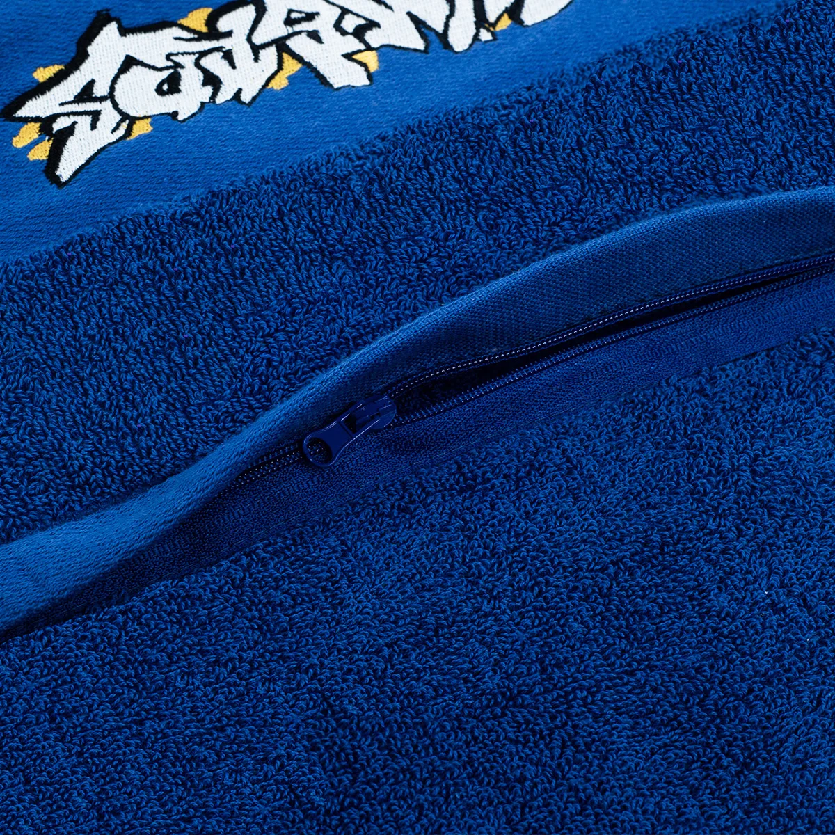 Custom Logo Sports Towels 100% Cotton Fitness Workout Bench Magnetic Sweat Gym Towel With Zipper Pocket