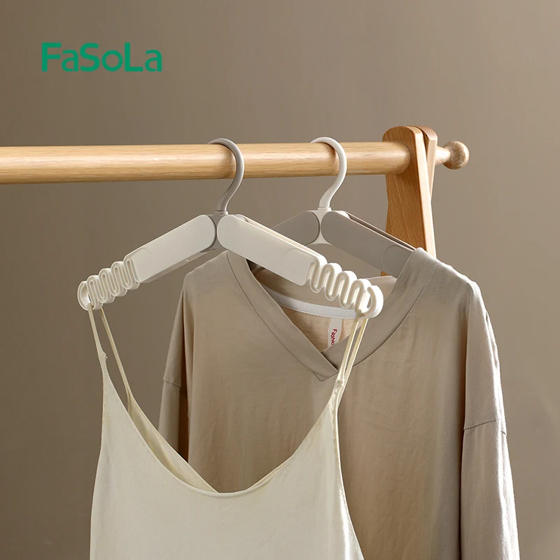 FaSoLa Plastic Travel Hanger Portable Folding Clothes Hangers Travel Accessories Foldable Clothes Drying Rack for Travel