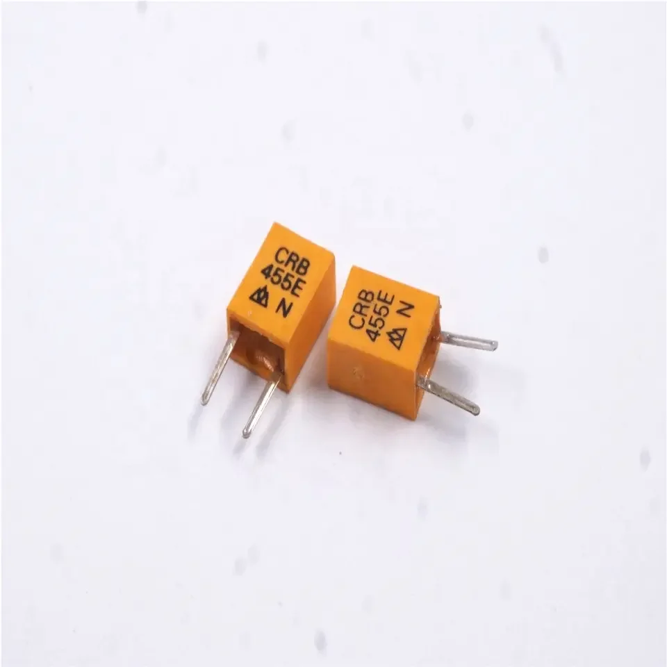 Резонаторы CRB455E / ZTB455E 455 кГц керамический резонатор 0.3% -20C ~ 80C сквозное
