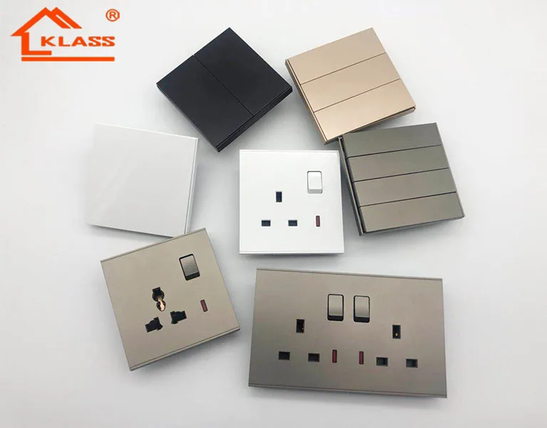 KLASS High-quality UK England  Switches 3/5 Pin Universal Electrical Socket with Interruptor Hotel Fashion Design Switch
