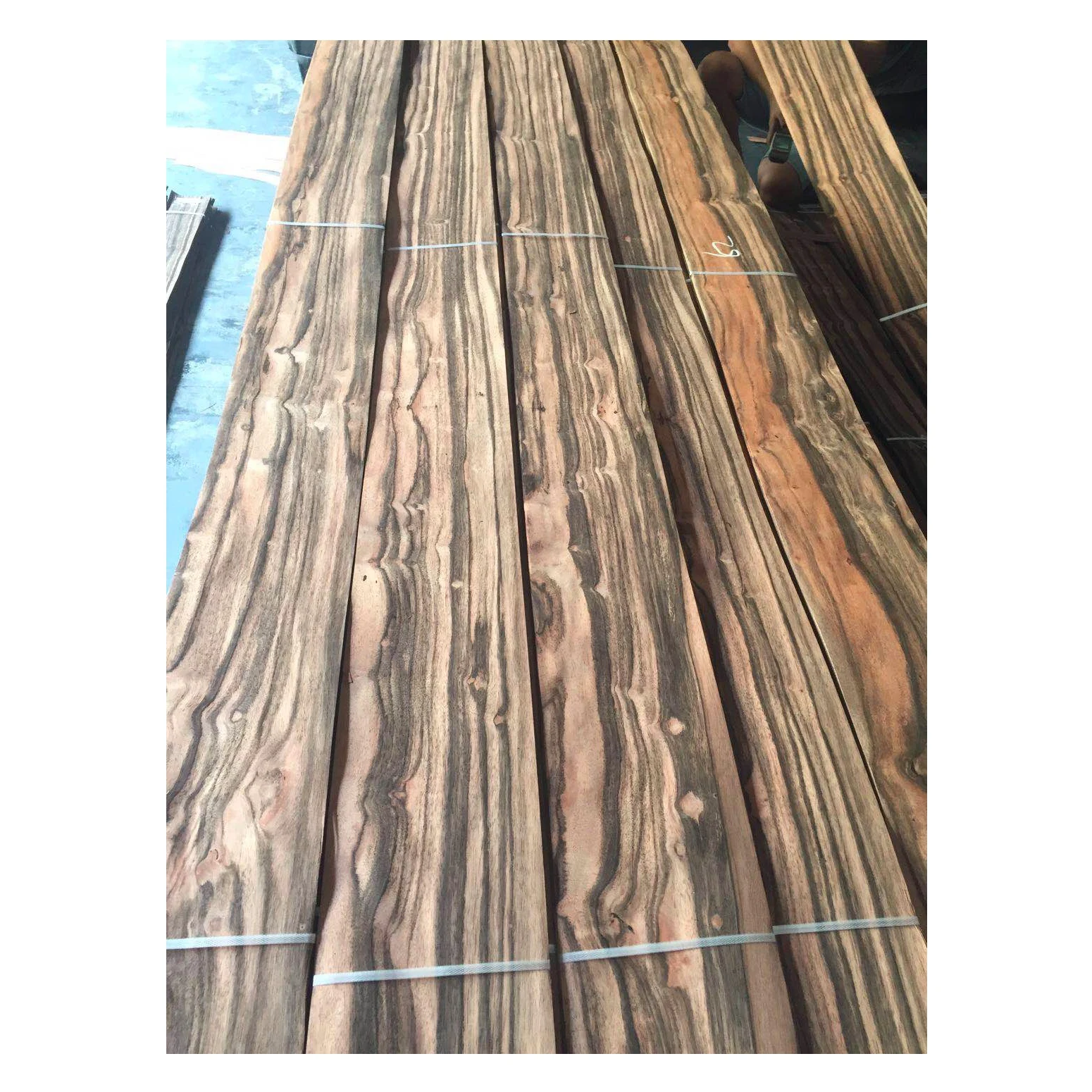 EBONY WOOD VENEER WILD grain