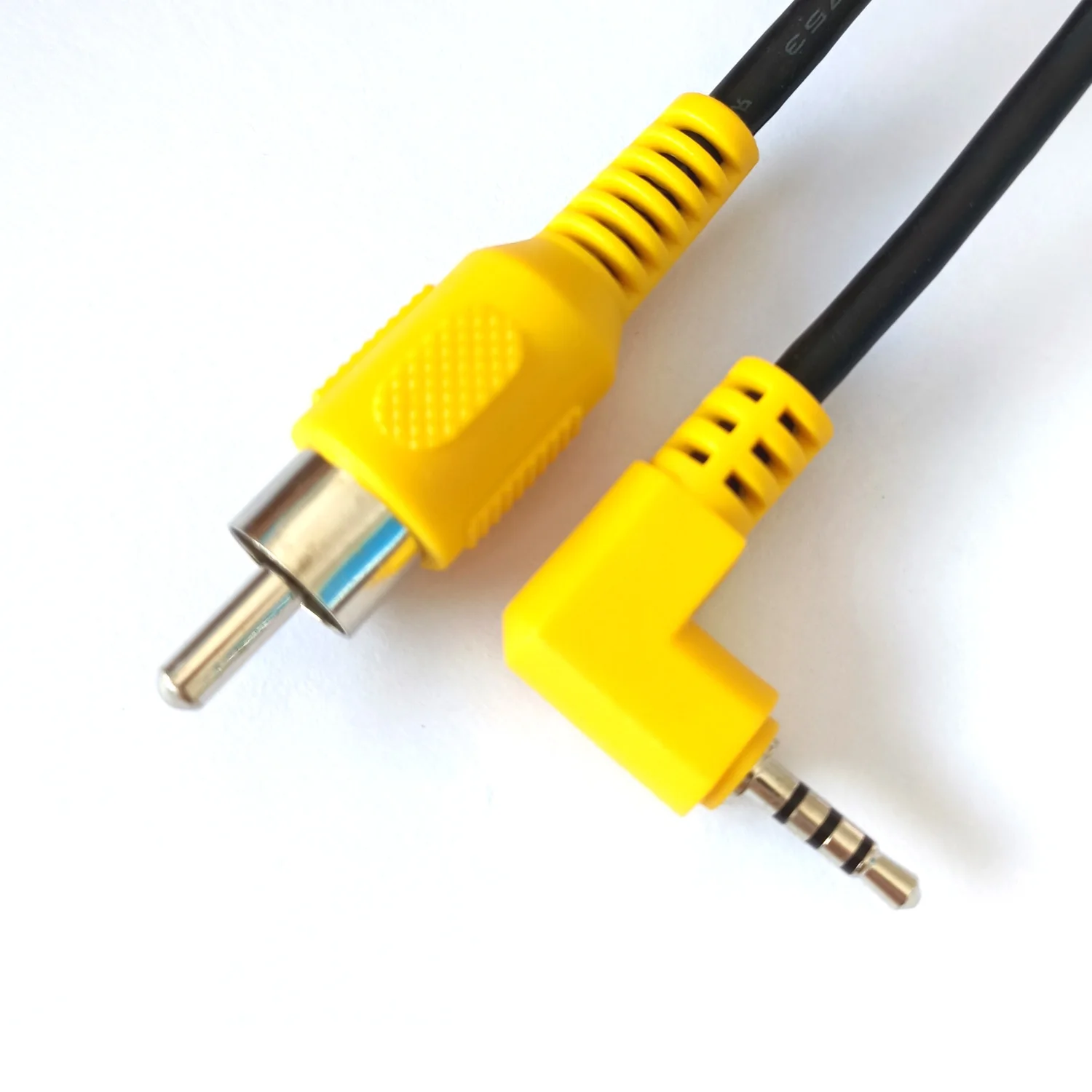 L Shape 2.5 Stereo Plug to RCA Shielded AV Cable