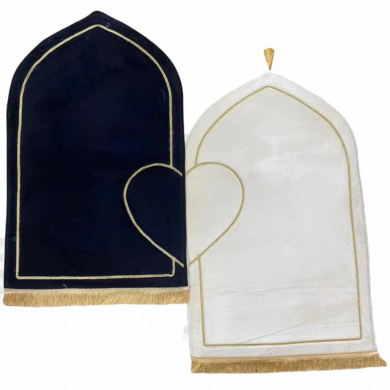 Hot Selling Heart Design Luxury Islamic Shaped Prayer Decorative Rug Anti Skid Prayer Rug