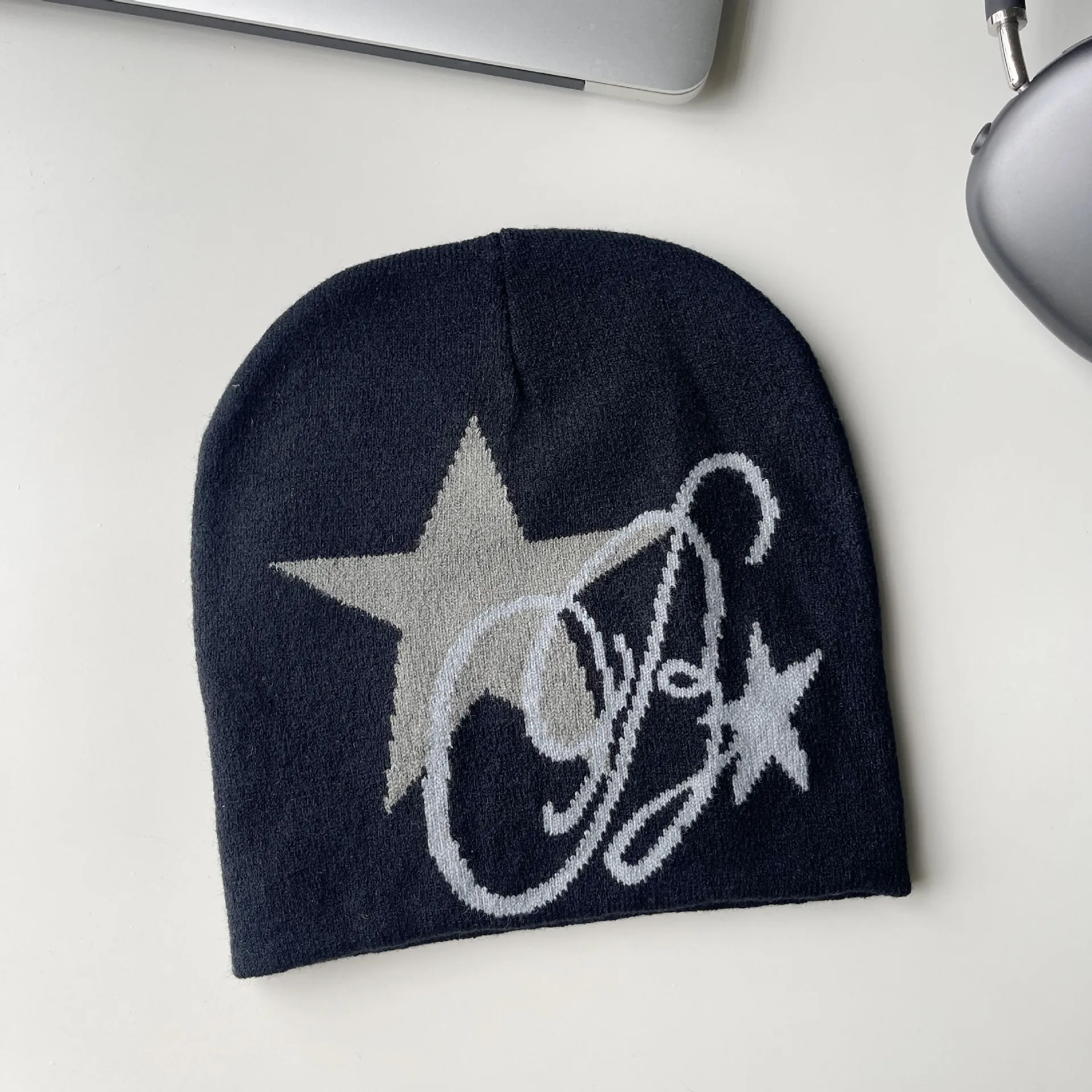 OEM Wholesale Women Men Stylish Thin Soft Cotton Stretch Knit Start Pattern Beanie Hat luxury Cap Lightweight Running Dwarf Hats
