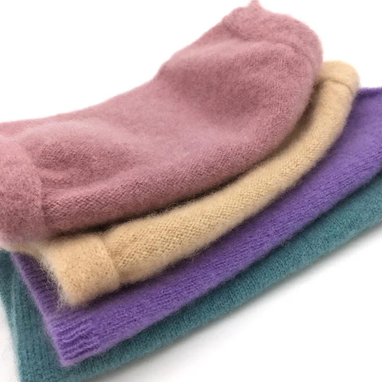 China manufacturer Stock Service 2/26nm Anti-pilling Knitting Yarn pure 100% Cashmere Yarn for knitting free sample