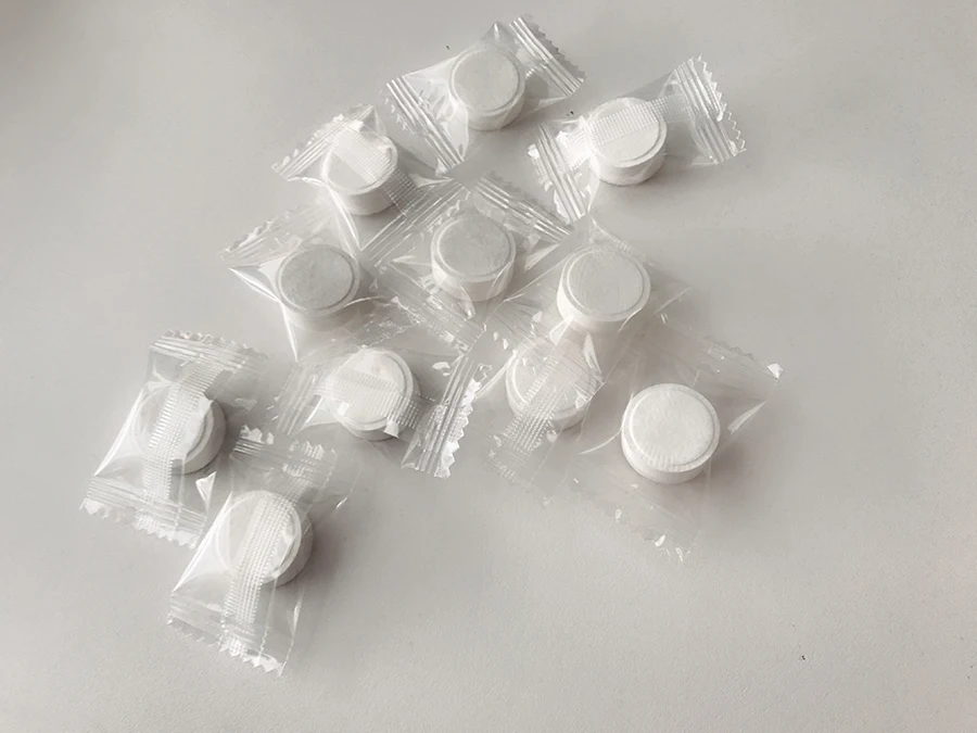 Compressed Towels, Coin Tissues Camping Wipes Toilet Paper Tablets Portable Towels for Home Beauty and Outdoors Hiking