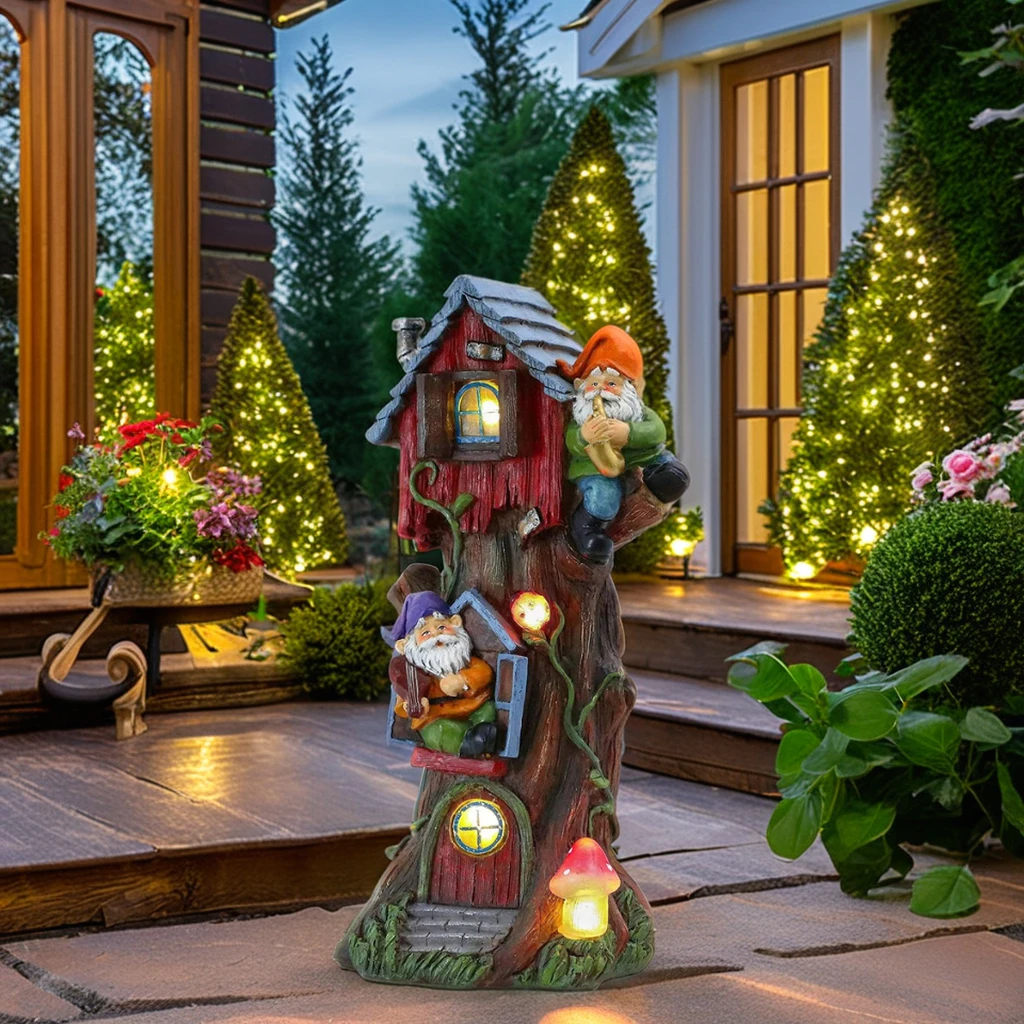 Светлая Статуэтка для дворика