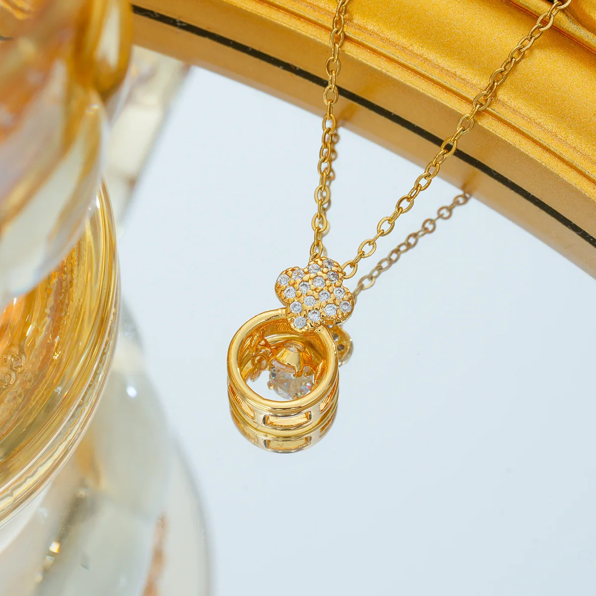 Fashion Zircon Love Moon Letter Bear Pendant Necklace Feather Bamboo Starfish Women Necklace Luxury Jewelry Accessories Gift