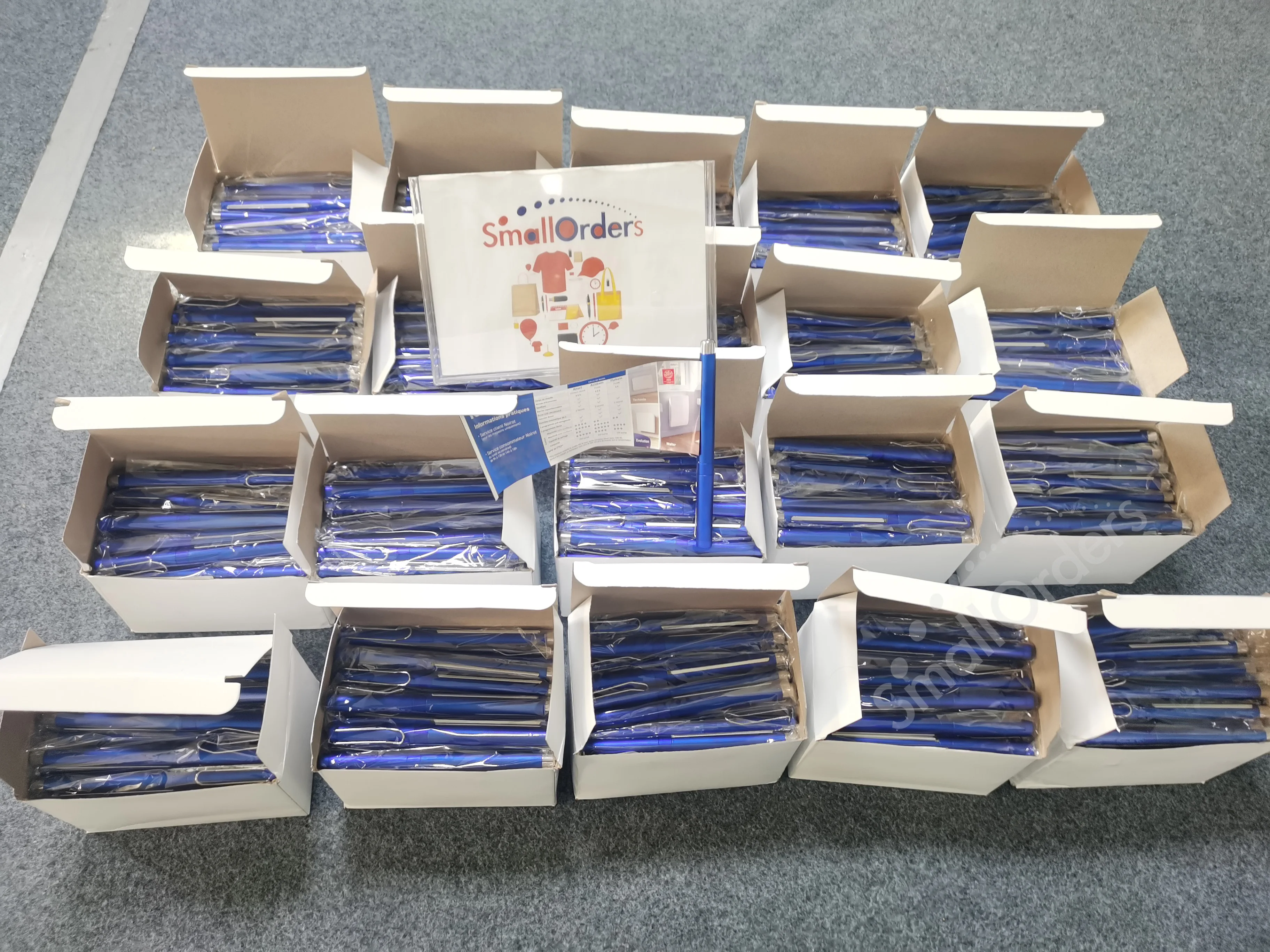 Custom logo Promotional Corporate Business Novelty Gifts Giveaways Plastic Drawing Marketing Advertising Banner Ballpoint Pens