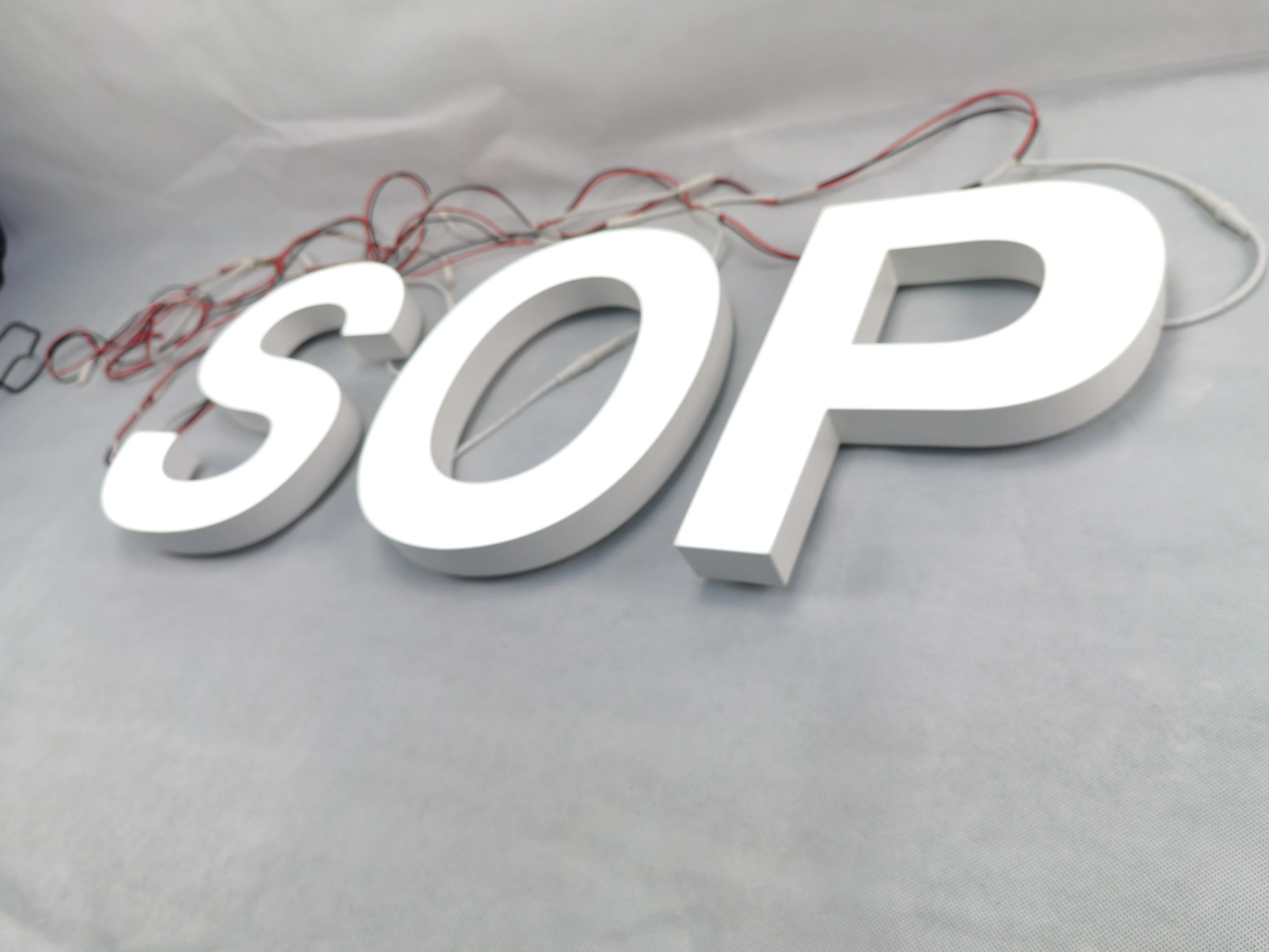 scrolling advertising stand acrylic candy letter
