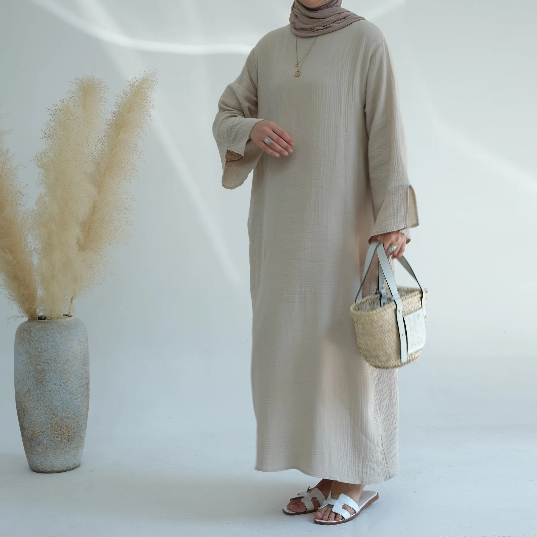 New styles eid abaya dubai turkey muslim fashion new dress dress abaya kimono satin muslim dress for praying