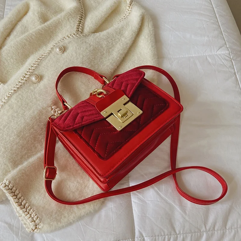New Design Velvet Shoulder Crossbody Bag Women Hand Bag Ladies Small Square Luxury Purses And Handbags