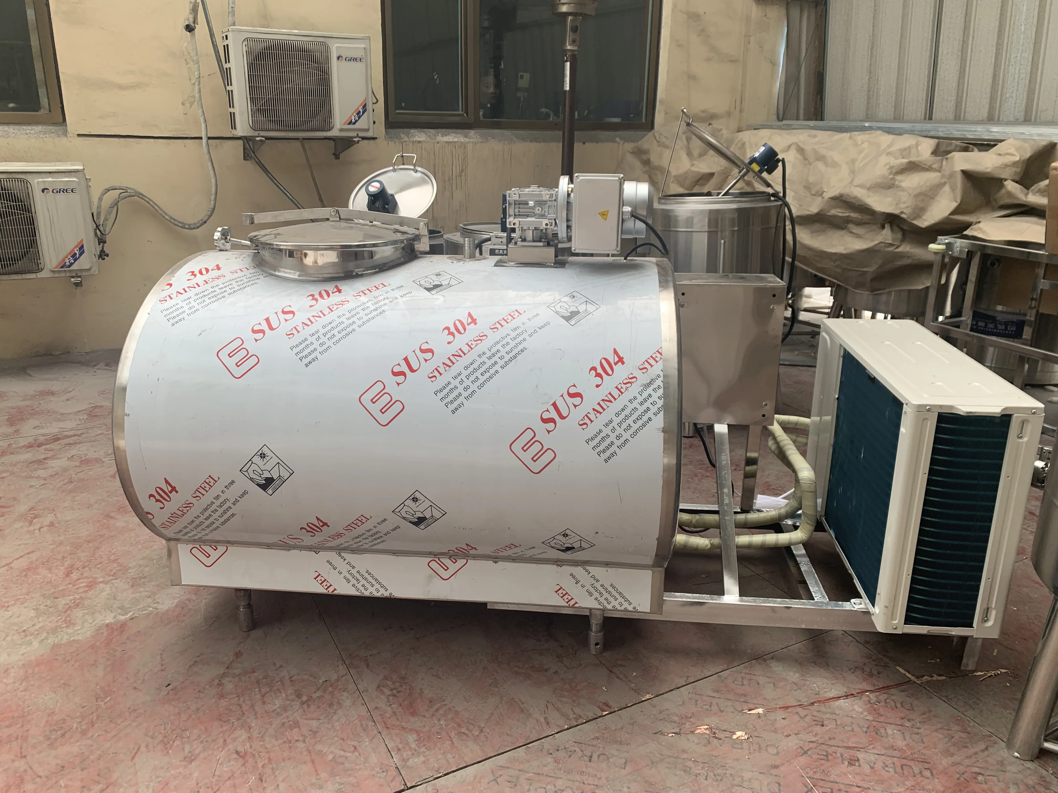 Milk Storage Tank Stainless Steel Transportation Tank Milk Cooler 500litres Tank