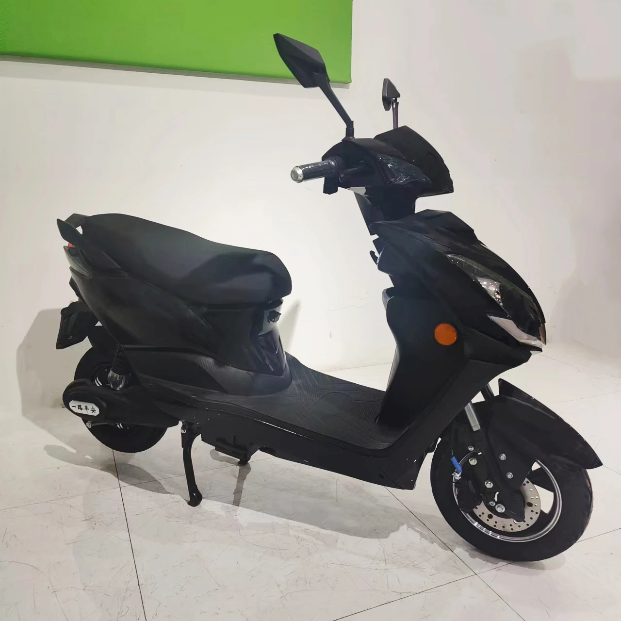 Super power electric scooters wholesale with lithium battery for adult china electric motorcycles
