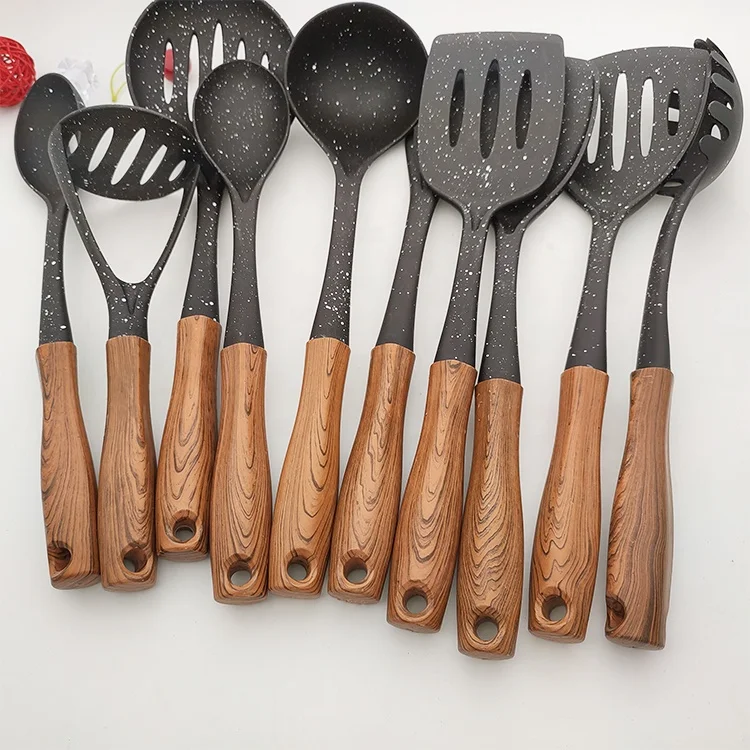 High quality 10 piece set of nylon wooden handle kitchen utensils and cooker accessories set wholesale