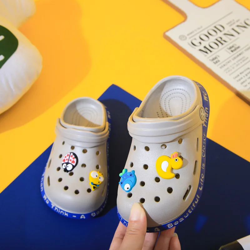 Low MOQ Cheap Wholesale House Outside Cave Sandals Slippers Hard-wearing First walking Kids Summer Clog Sandals