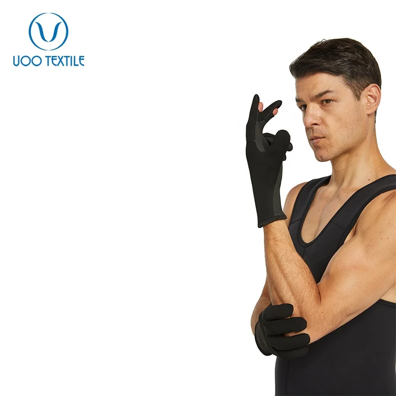 UOO CR Neoprene Swimming Diving Gloves with Finger-Leaking