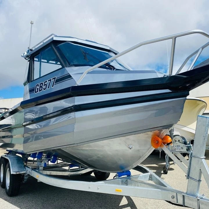 Factory New Design 6m 20ft EasyCraft Aluminum Fishing Boat with Cabin for sale