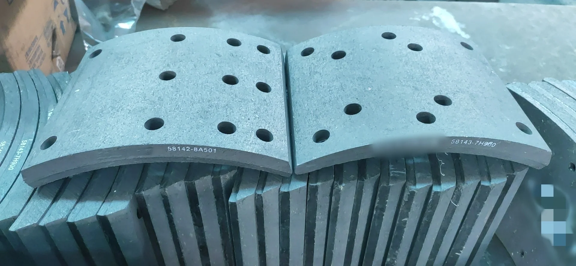 Factory  Truck Spare Parts Brake Linings 58143-7H900/ 58142-8A501  for JAC heavy truck