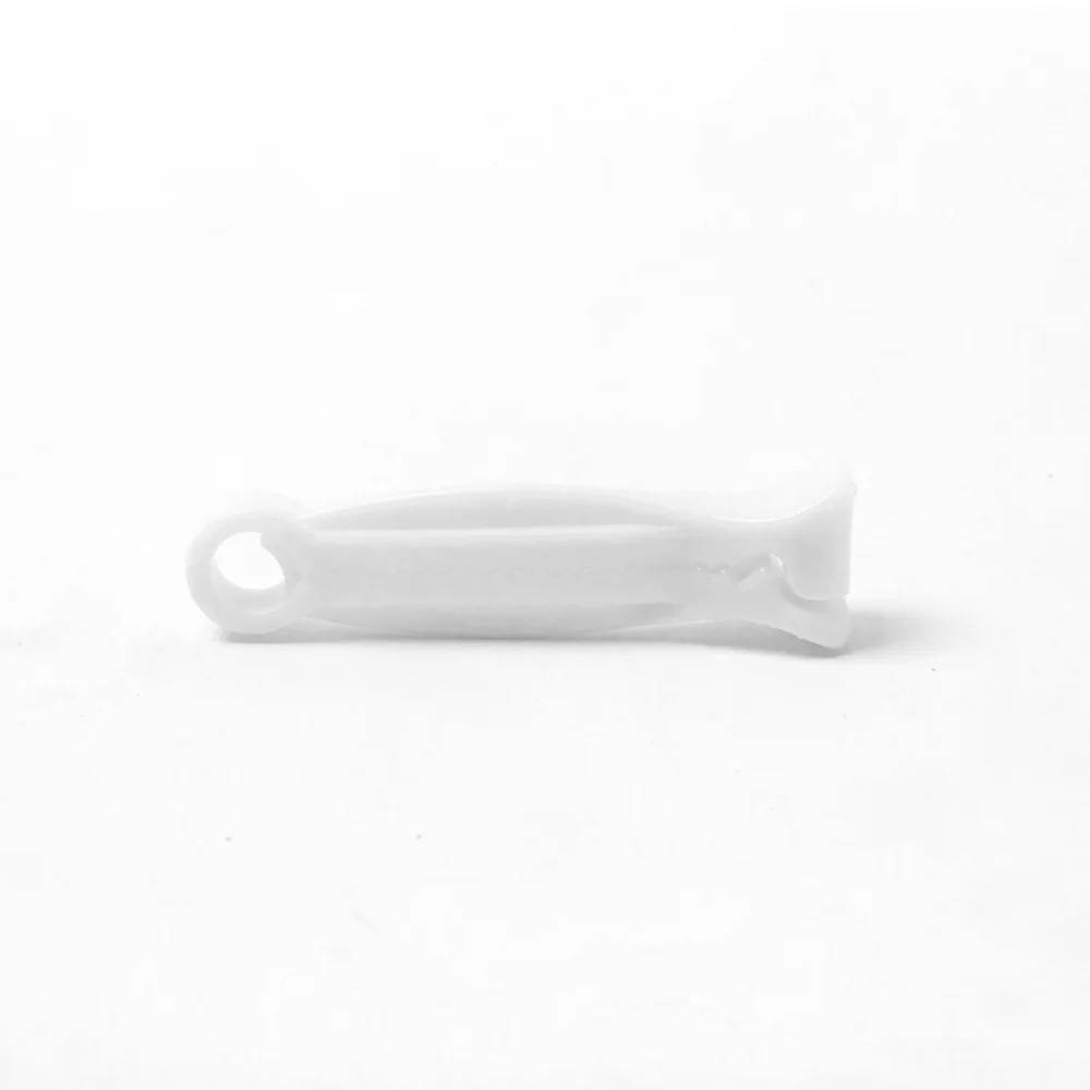 Disposable hot sale umbilical cord clamp clamp ISO13485/CE 0197-newborn 2000pcs 5 Years