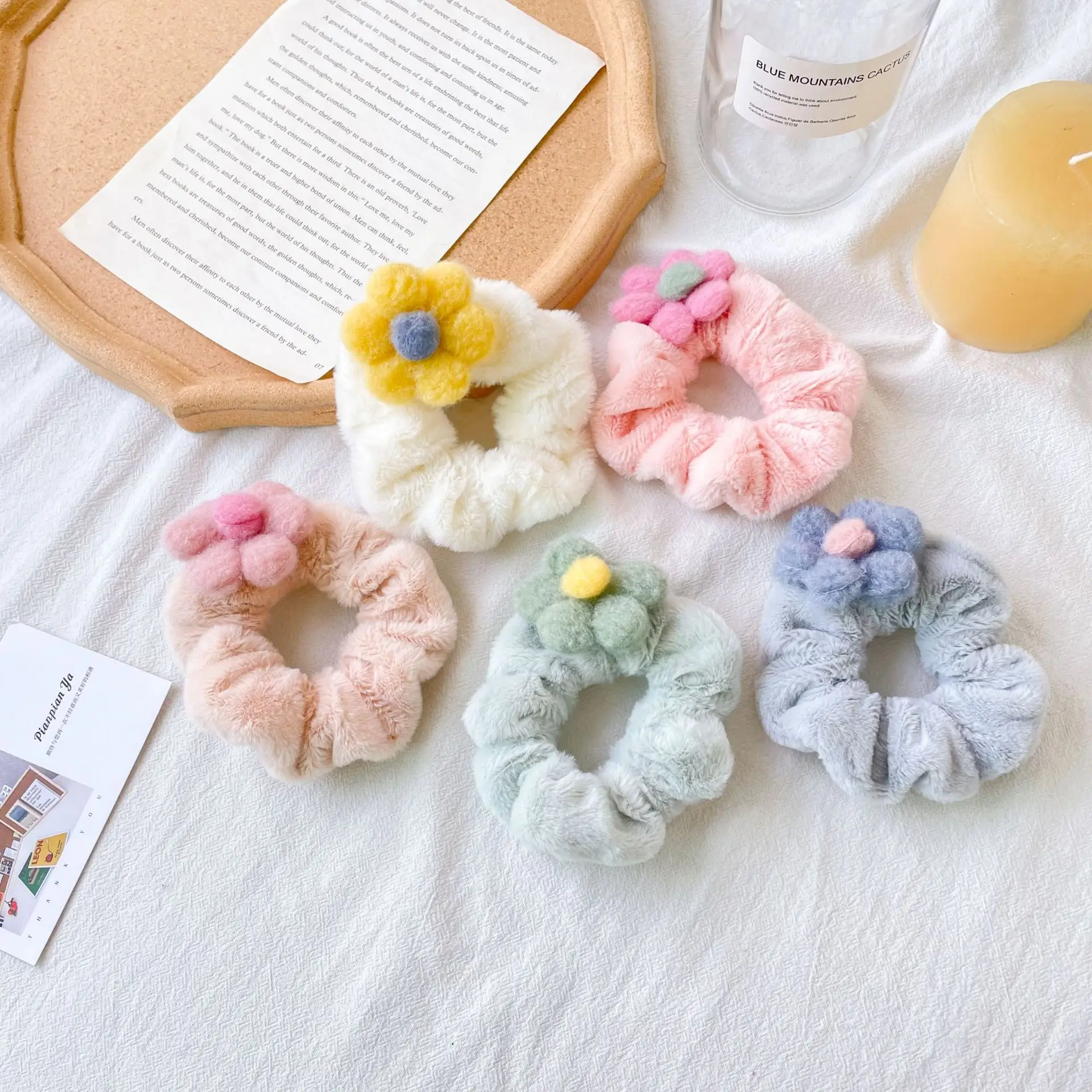 Wholesale New Autumn Winter Plush Flower Hair Scrunchies Flannel Large Intestine Hair Ring Women Hair Tie Scrunchies