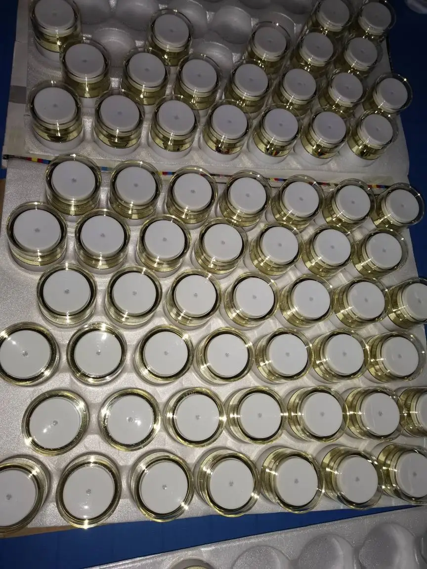 gold pump airless jar1.jpg