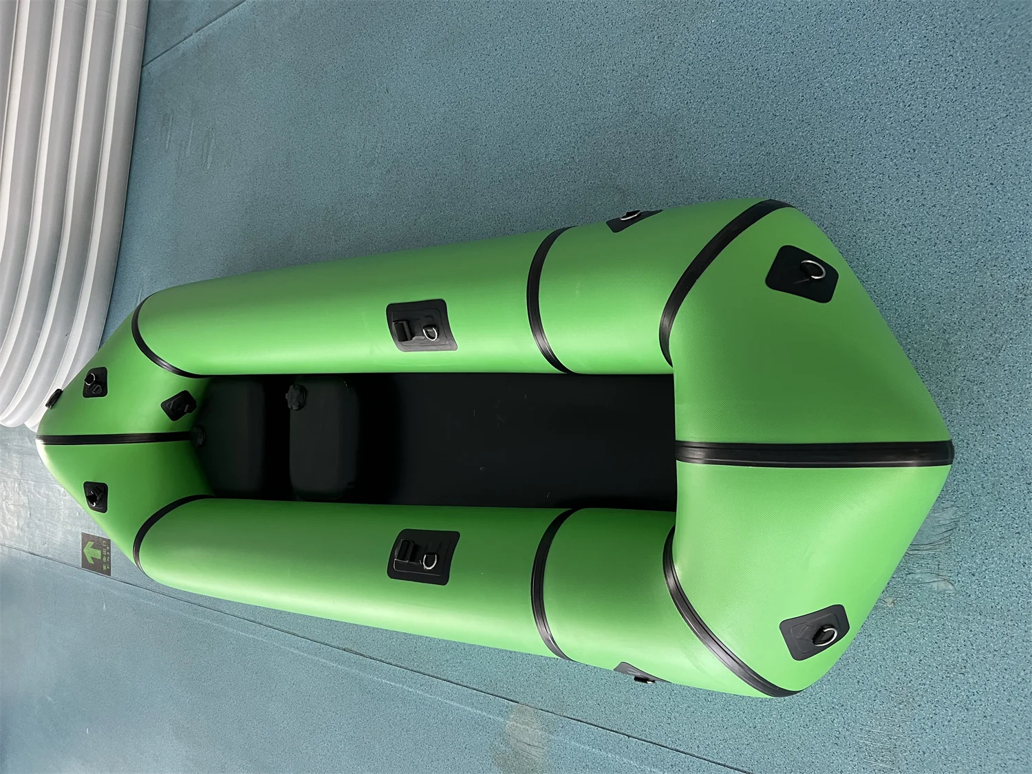 2023 new etyle Lightweight Inflatable Tpu Rowing Boat White Water Pack Raft 1-person Inflatable Packraft/ Bike Raft Paddle Kayak