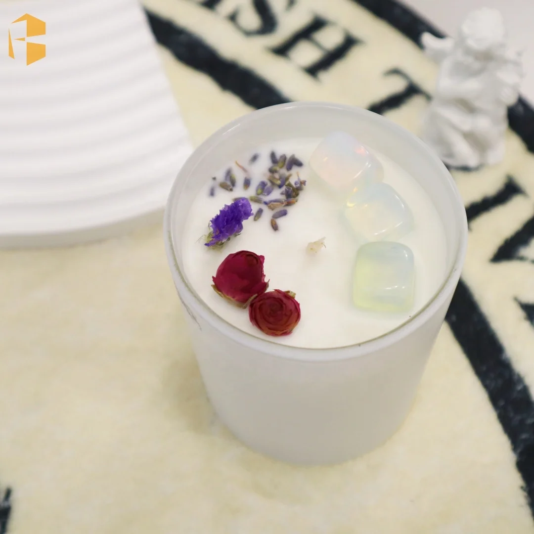 2024 Essential Oils Home Decor Natural Crystal Scented Candles Dried Flower Soy Wax Candle