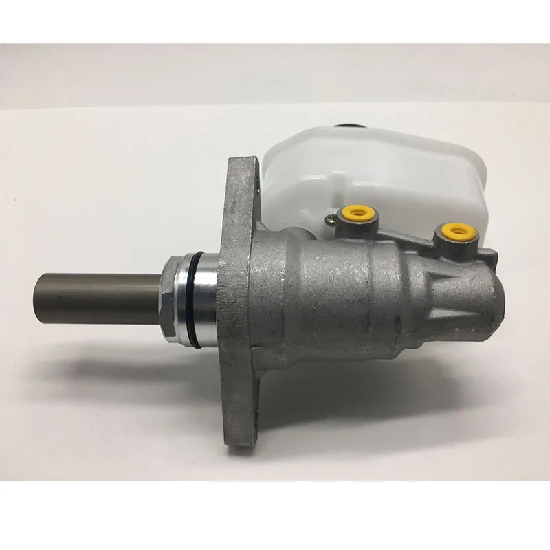 Главный тормозной цилиндр XYAISIN 47028-60020 для Toyota Prado