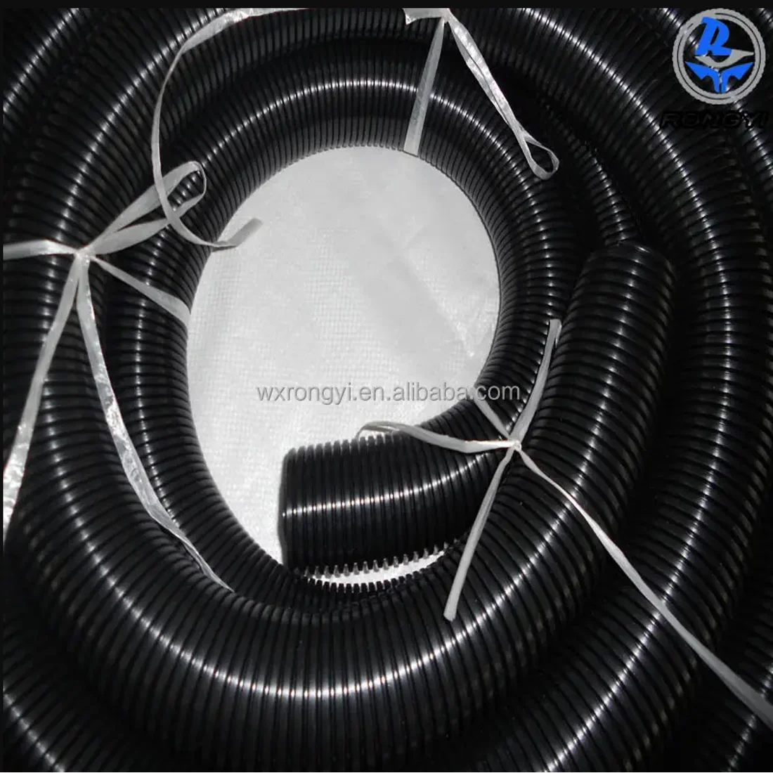 Hot Sale Competitive Price Corrugated Automatic Scrubbers Basic Industrial Vacuum Cleaners Hose