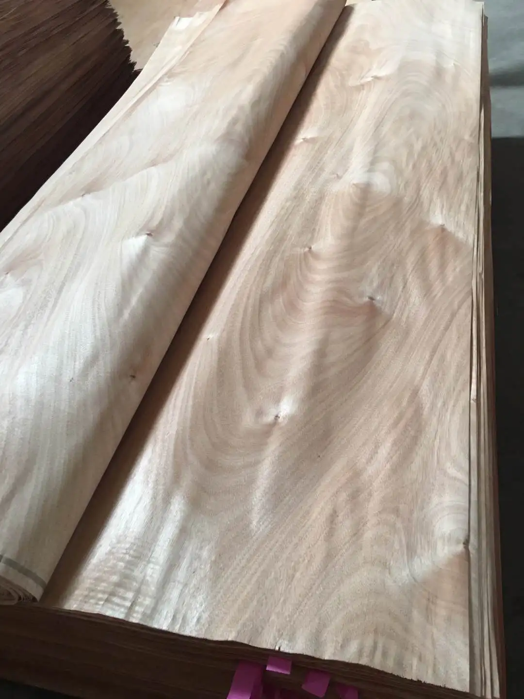 0.3mm THICKNESS OKOUME VENEER