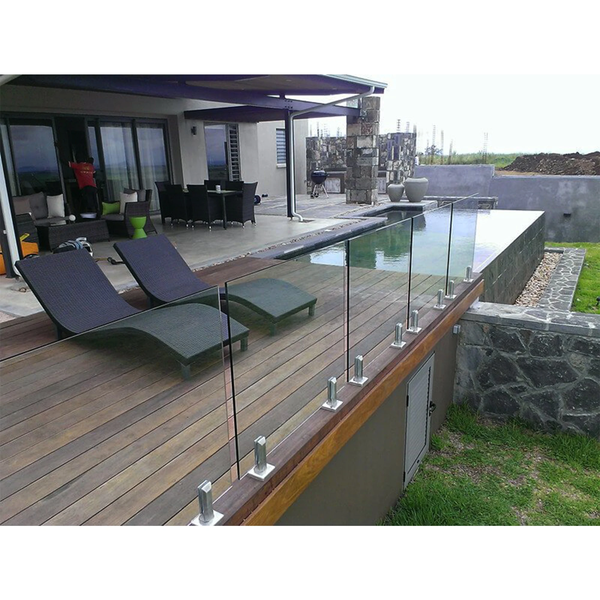 Glass Railing Hardware Stainless Steel 304 Glass Spigot Fitting For Swimming Pool Glass Balustrade Clamp