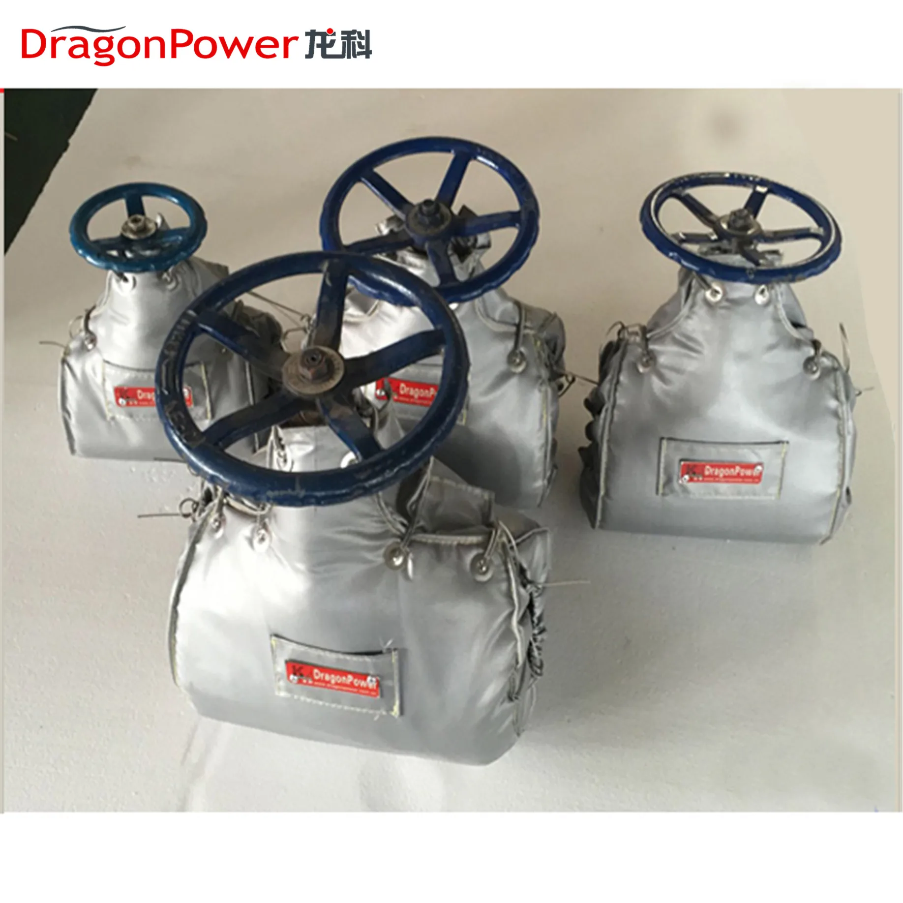 reusable and removable valve insulation blanket