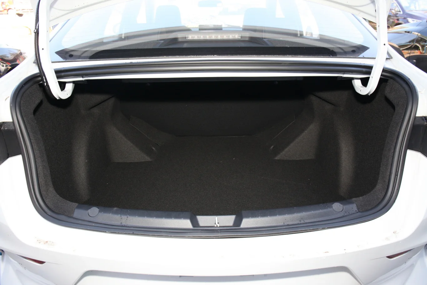 BYD E3 (10).jpg