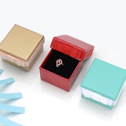 Wholesale jewelry paper jewelry boxes can be customized