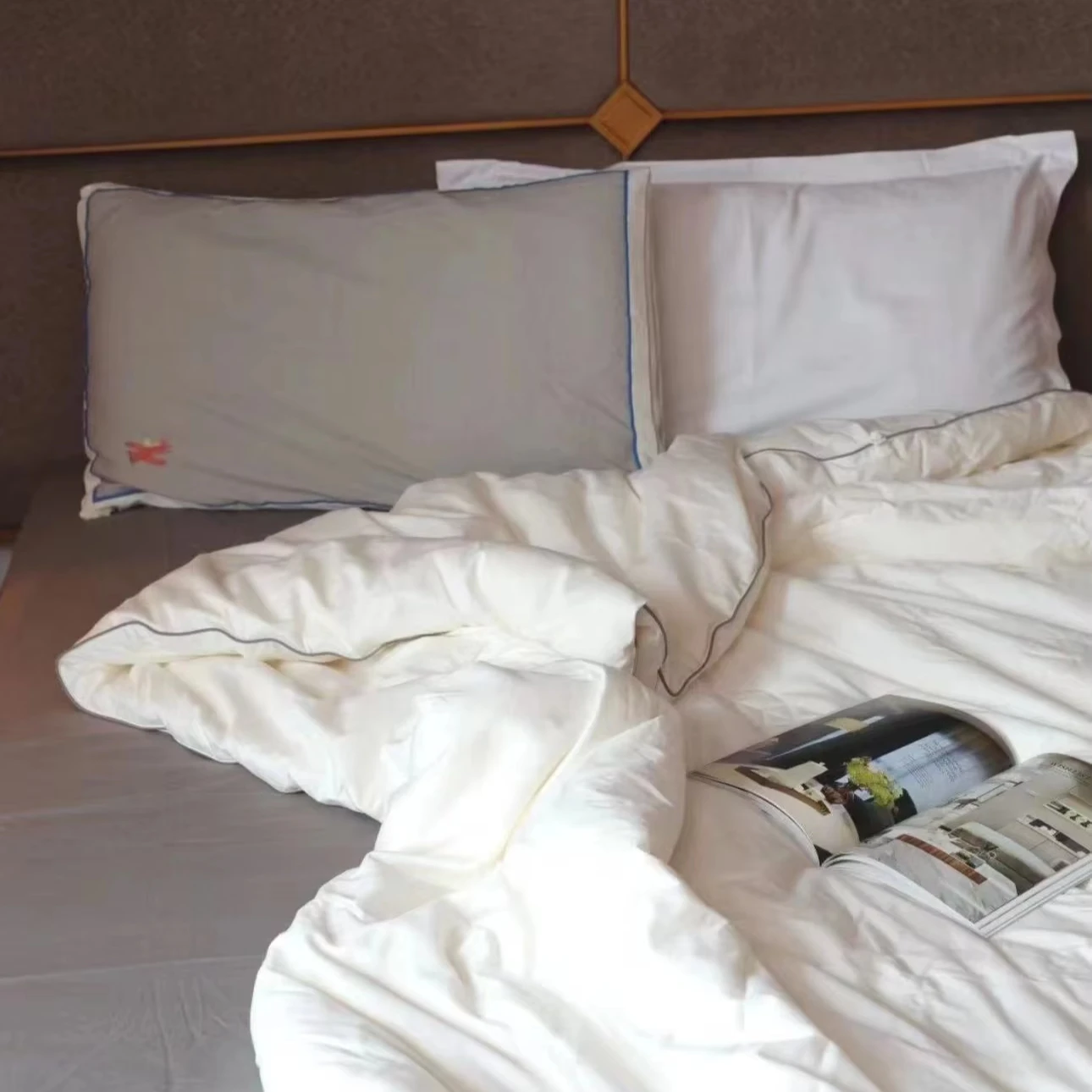 High-grade Pure Cotton Silk Is Double Palace Cocoon Long Silk Silkworm Silk Is Cool in Summer and Thickened in Autumn Quilt