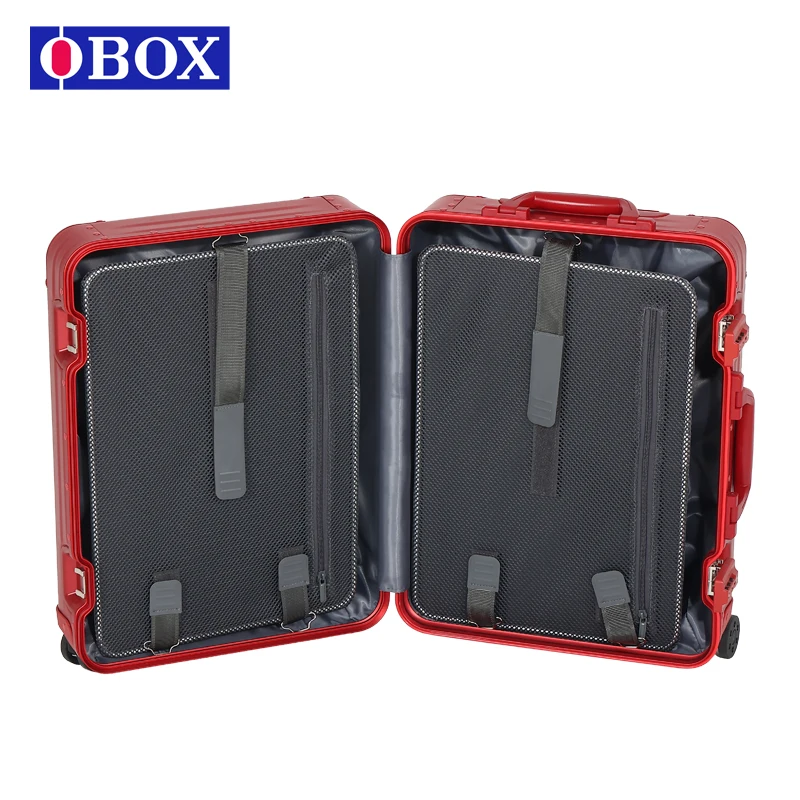 Customizable Eye-catching Large capacity Fashion trolley suitcase with Secure pull rod