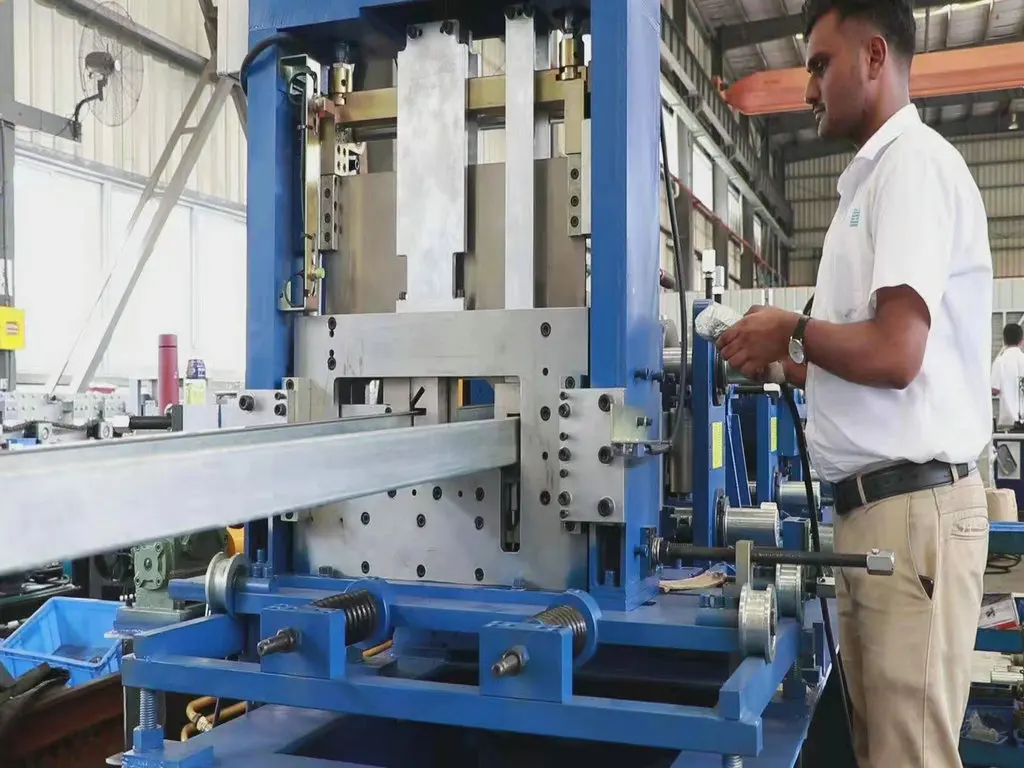 4 Inch Zee and 6 Inch  Cee 14 Gauge Steel Frame Roll Forming Machine USA Hot Selling Cz Purling Roll Forming Machine