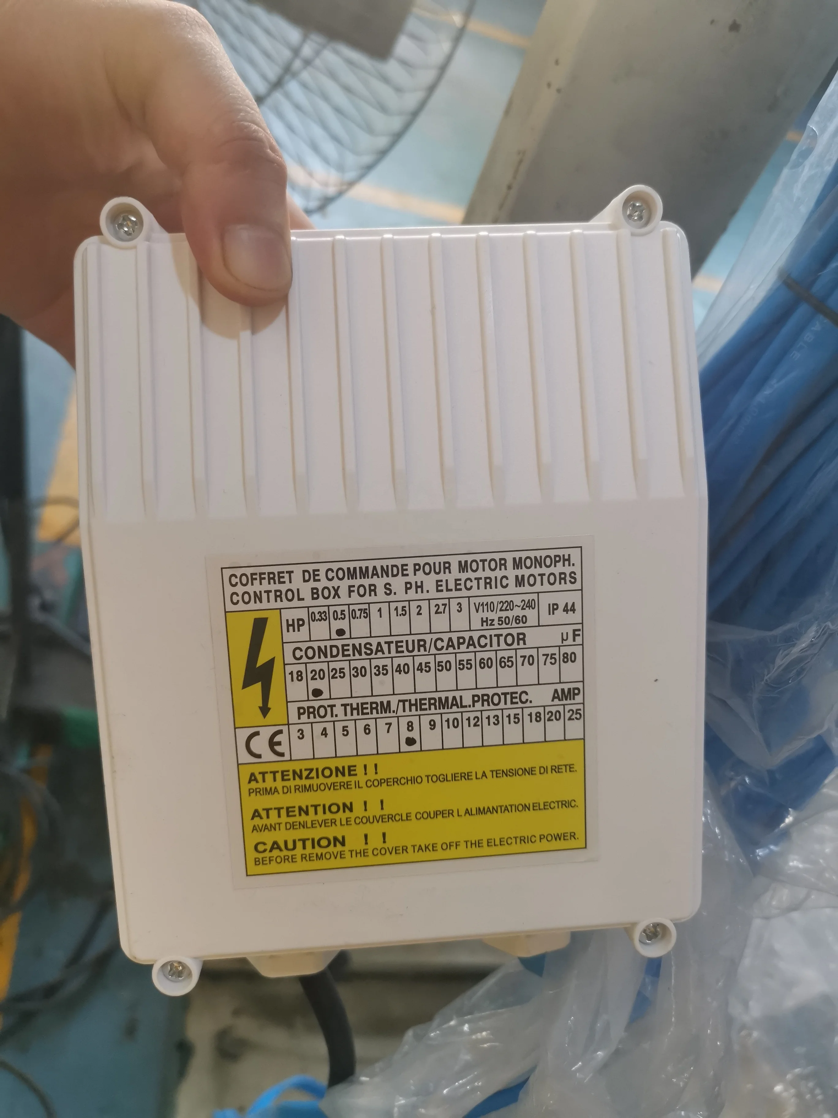 4inch 3HP 2200W Stainless Steel Electric AC Submersible Deep Well Borehole Water Pump