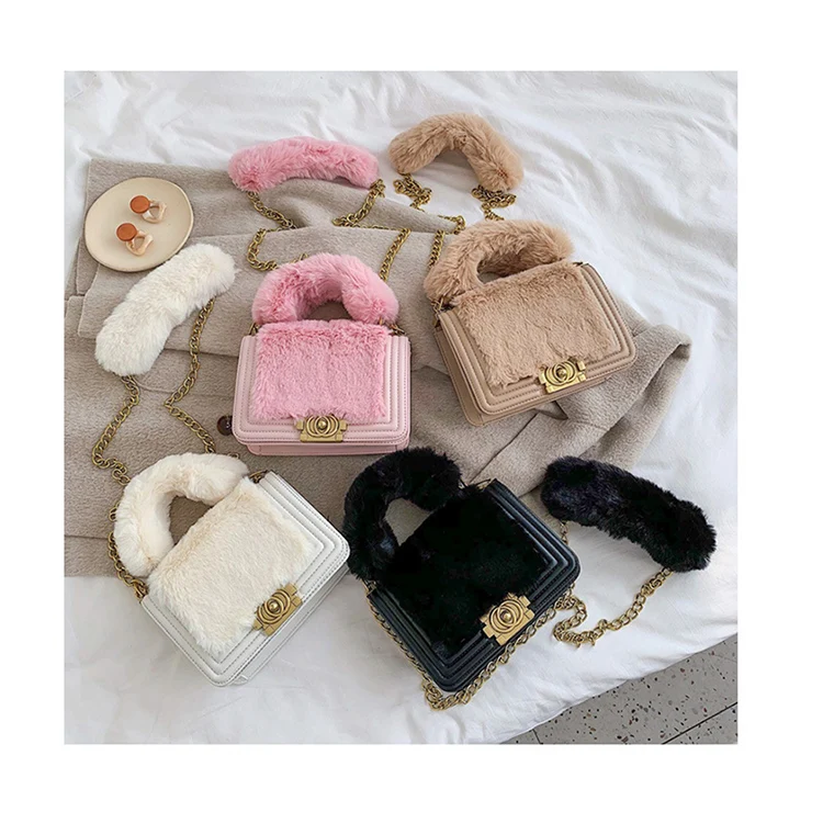 
Luxury Winter Fluffy Handbag Women High Quality Fur Tote Female Chain Metal Lock Crossbody Bag Totes Ladies Retro Plush Hand Bag 