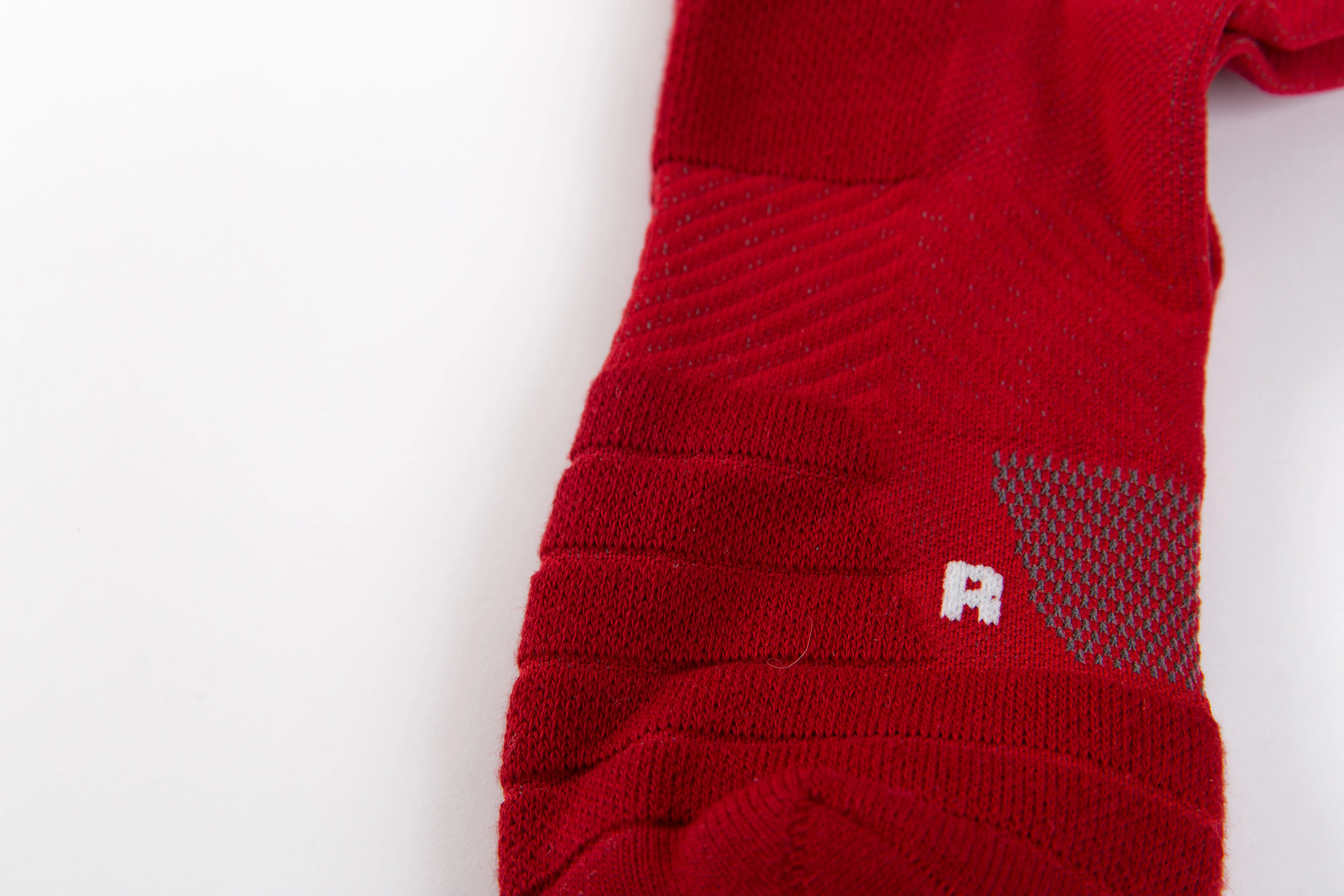 Custom logo socks wholesale designer cycling basketball soccer football socks running sports compression socks manufacturer