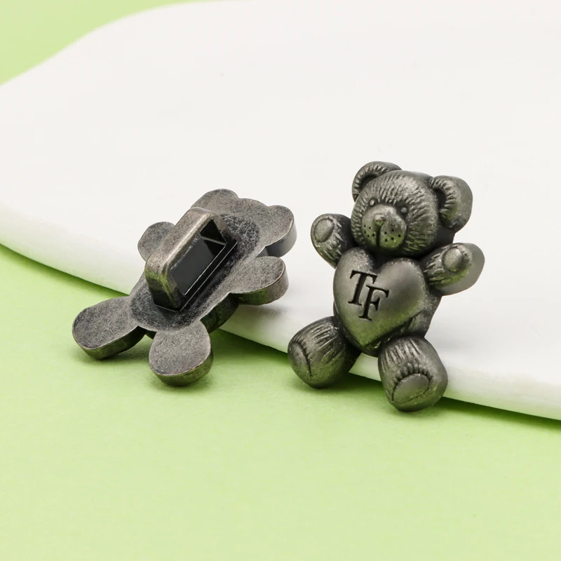 2024 Custom Alloy Shoes Brand Bear Metal Logo Tags Custom Metal Label For Shoes