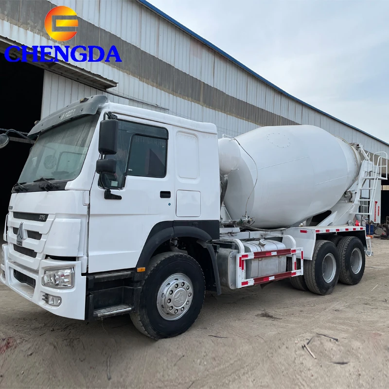 Popular Sinotruck sinotruk HOWO 6x4  8x4 concrete  truck mixer 10m3 12m3 concrete mixer truck