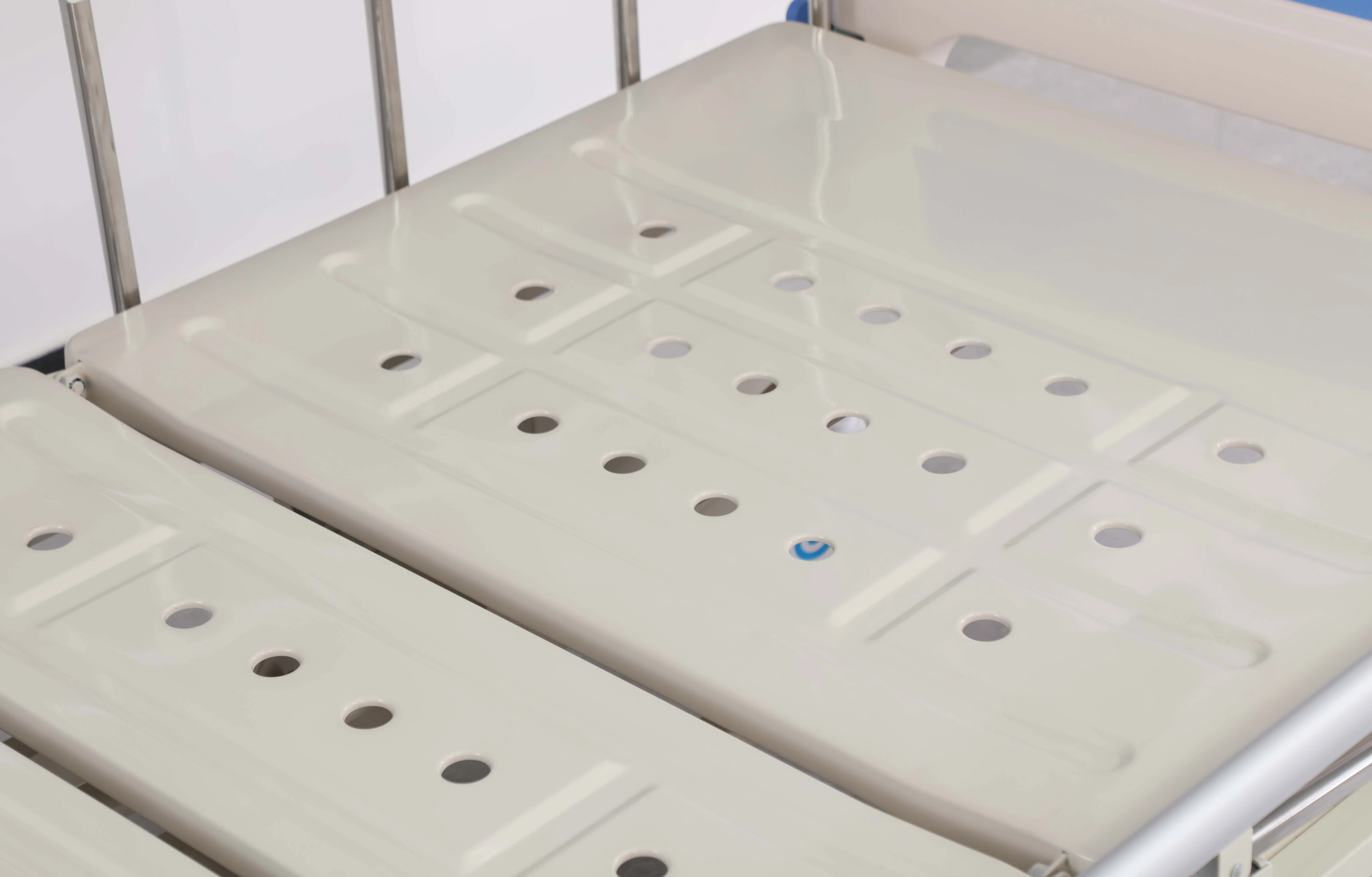 Hot selling ABS head board manual two crank hospital bed for clinic and hospital