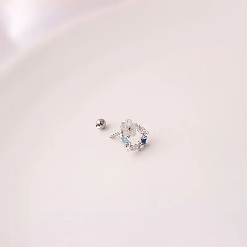 Fashion Korean Titanium Steel Piercing Earrings 18K Gold Filled Cubic Zircon Moon Star Chain Studs Earrings /