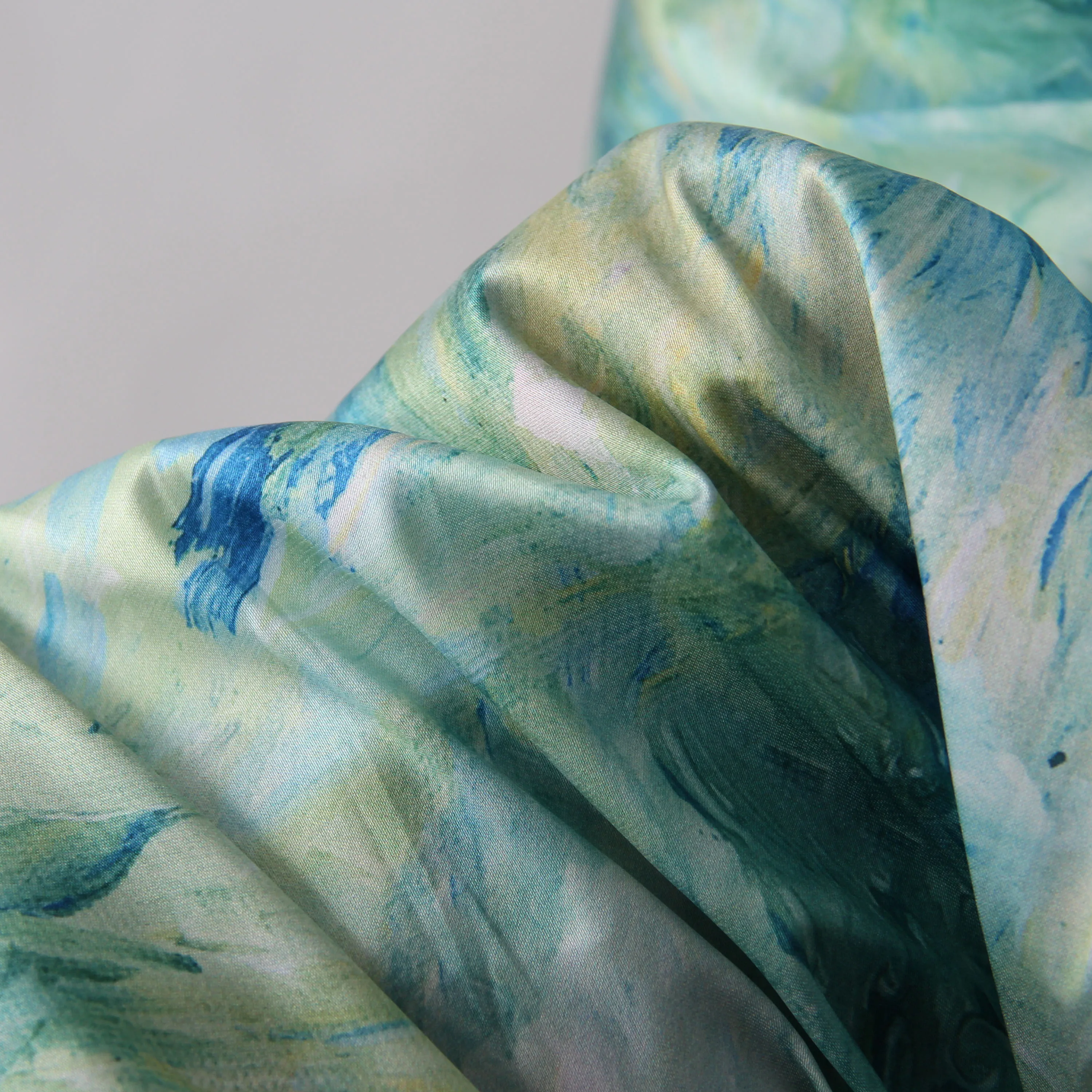 Best Quality Cheap Price Rose Oil Painting Tie-Dye Drape Soft Feel Satin Printed Fabric For Dress Dress