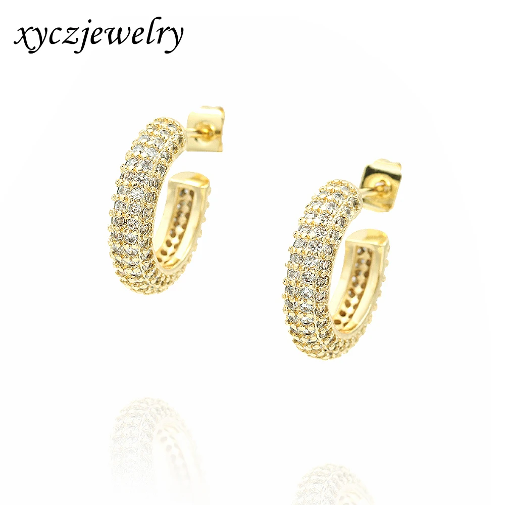 New design simple cz stud earrings hot sale fashion earrings 2019