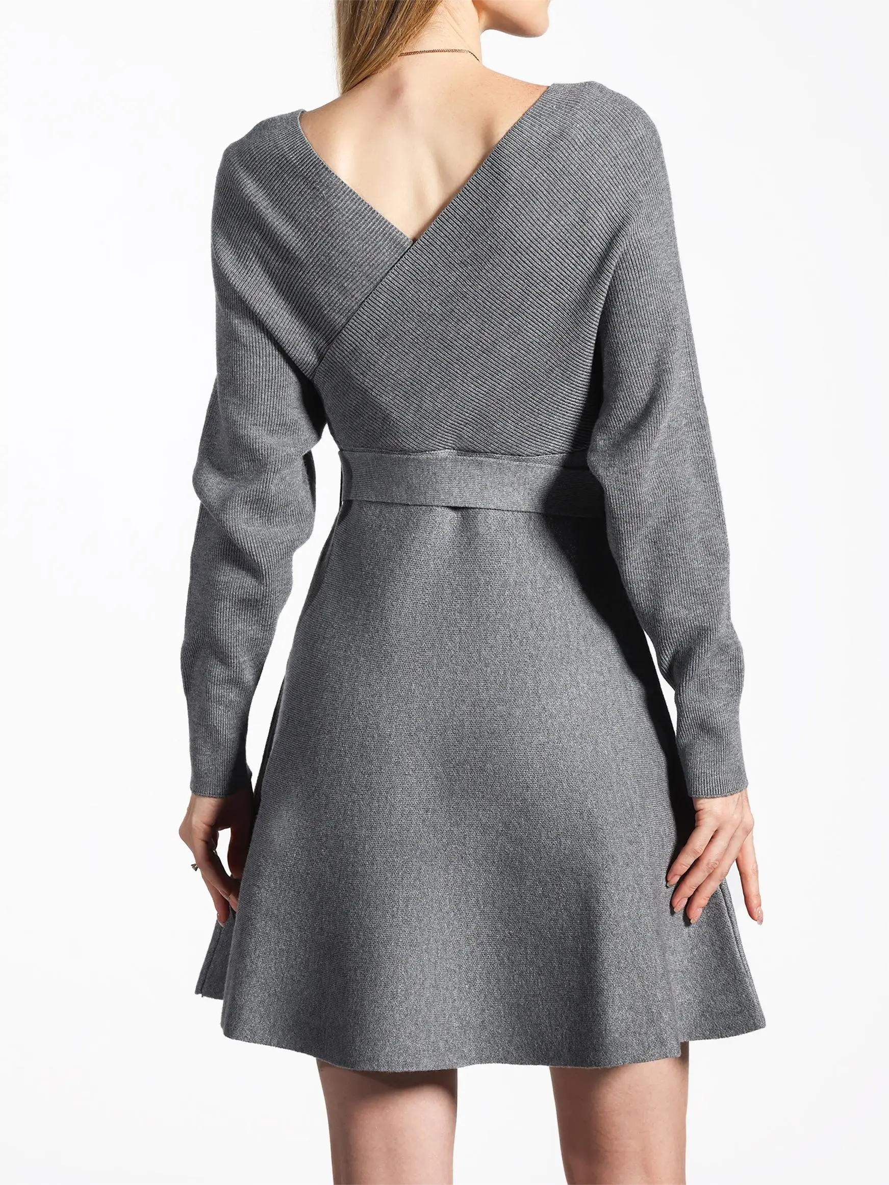 BSCI ISO9001 Custom Ladies Knit Sweaters Surplice Neck Knot Batwing Sleeve Sweater Dress Women Pleated Short Bandage Dress