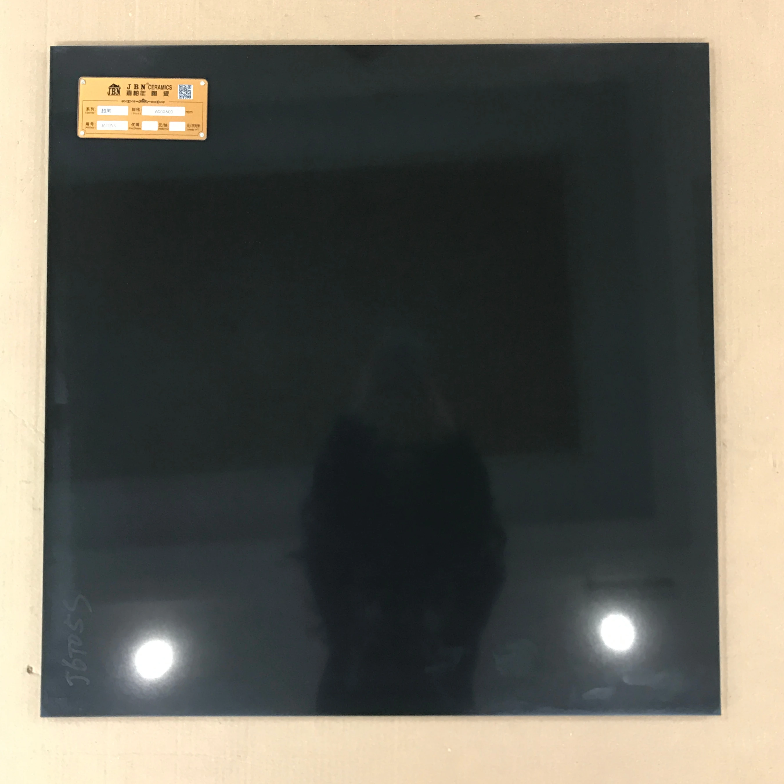 High Quality Full Body Black Unglazed Polished Porcelain Floor Tile Interior Living Room Villa House Glossy Matte Made Salt